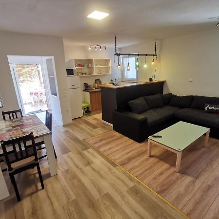 Fa-Ni Apartment Novalja Ngoại thất bức ảnh